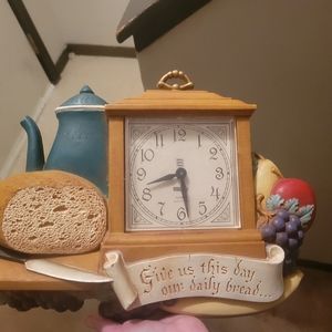 New Haven Vintage Clock